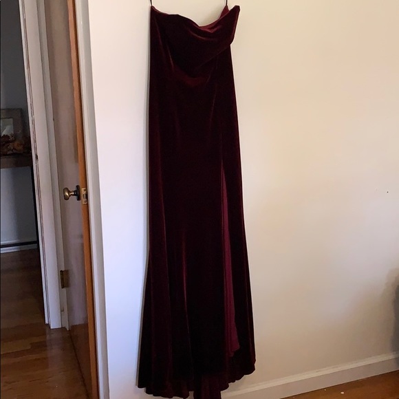 Betsy & Adam Dresses & Skirts - Betsy Adam strapless velvet gown